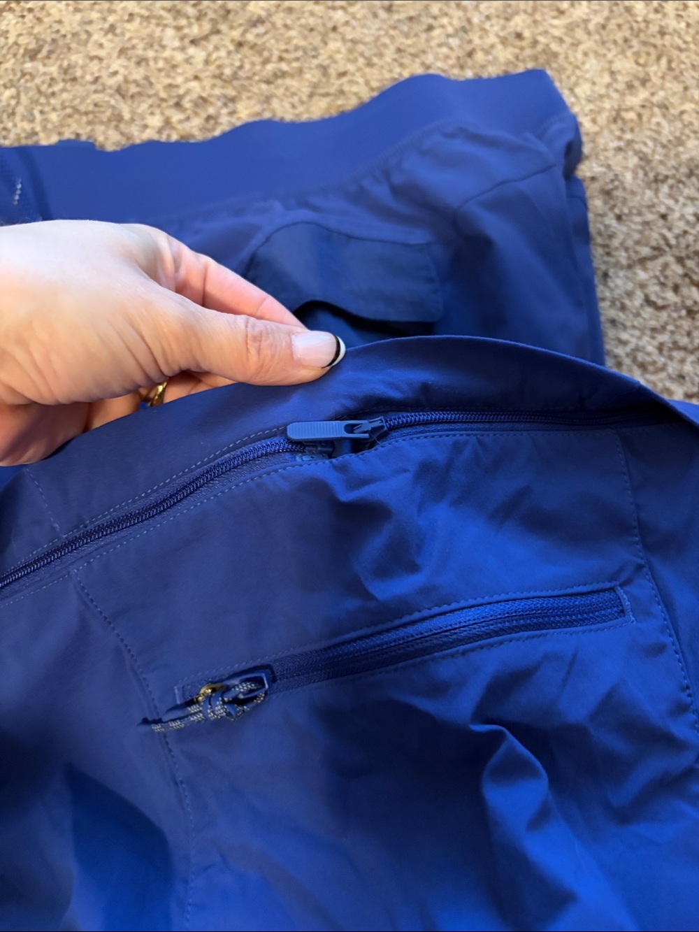 Lululemon convertible, HR hiking joggers - Picture 8 of 9
